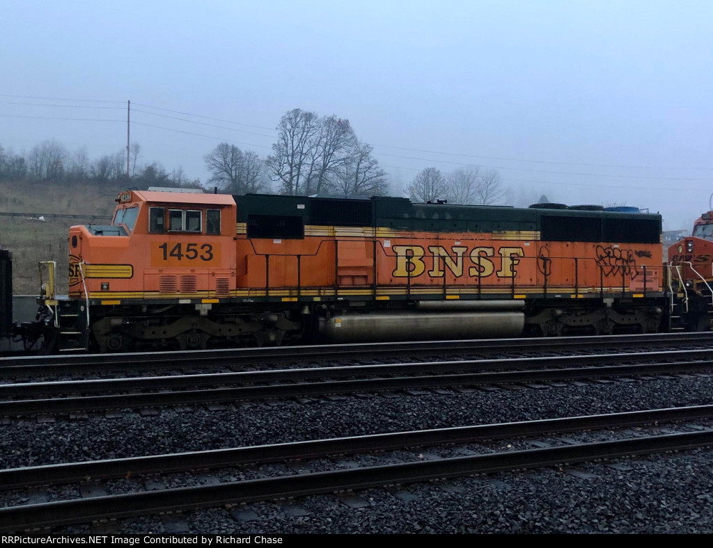 BNSF 1453